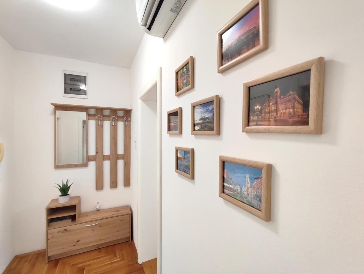 Apartman Ns Dan Private Parking Нови-Сад Экстерьер фото