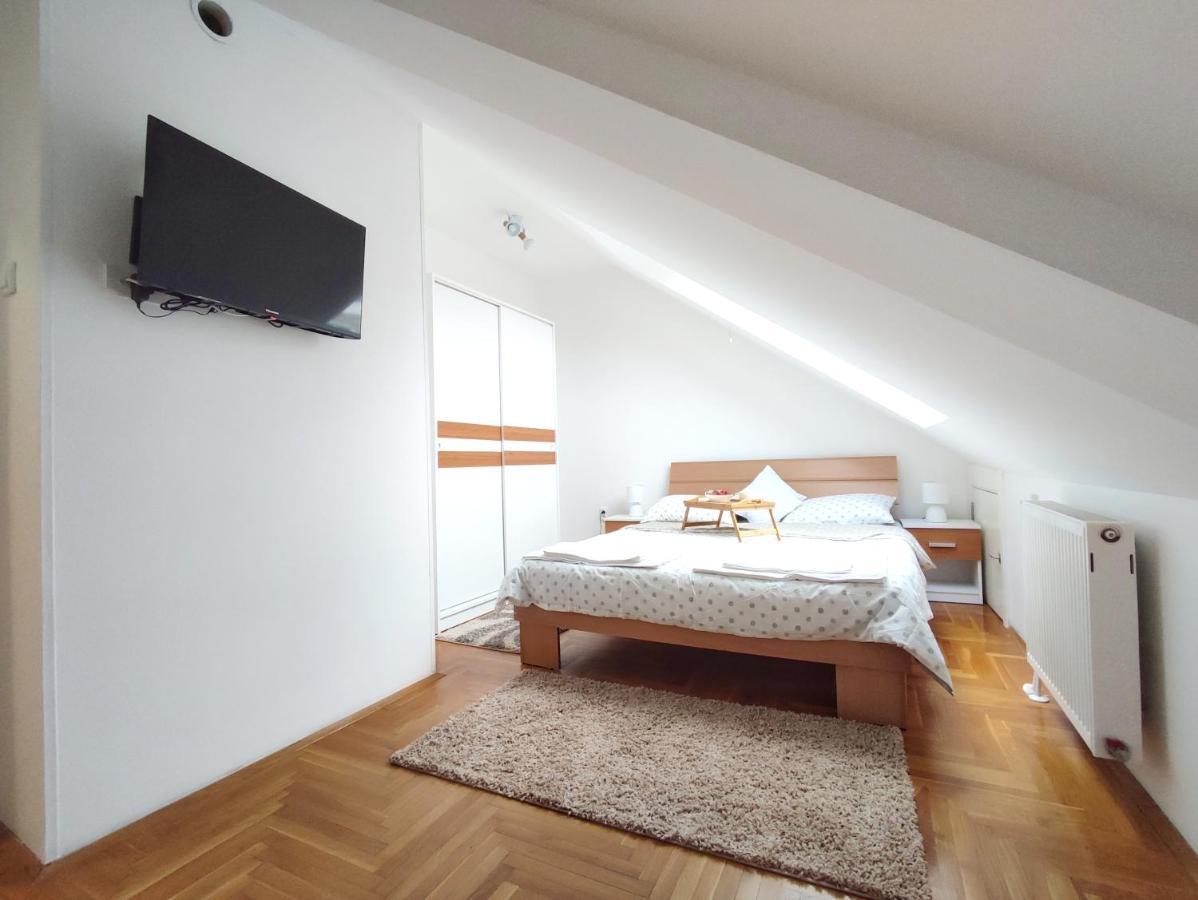 Apartman Ns Dan Private Parking Нови-Сад Экстерьер фото